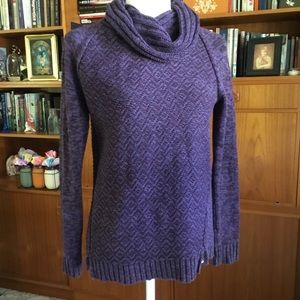 NOMADIC TRADERS SWEATER